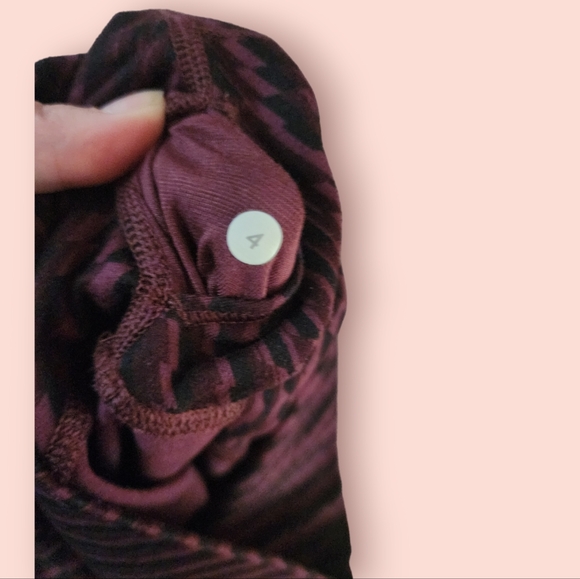 Lululemon Wunder Under Pant (Hi-Rise) Shifted Horizon Red Grape Black - Picture 3 of 3